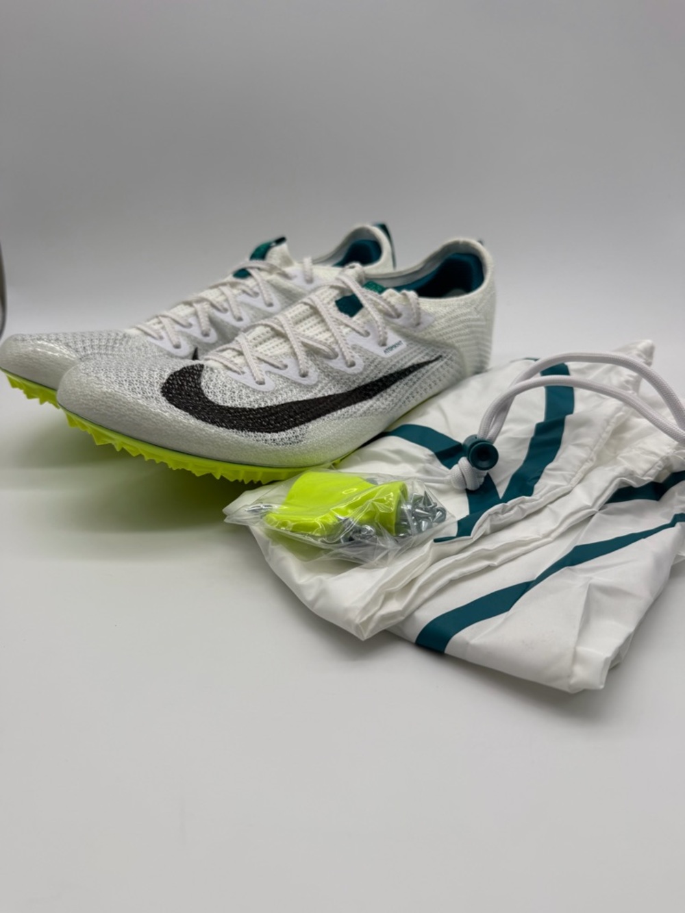 Nike Zoom Superfly Elite 2 Sprinting Spike FZ9662 100 Size 10 Bag and spikes